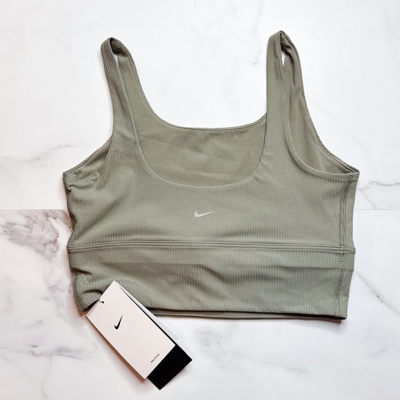 NWT Nike Zenvy Rib Sports Bra - Picture 2 of 3